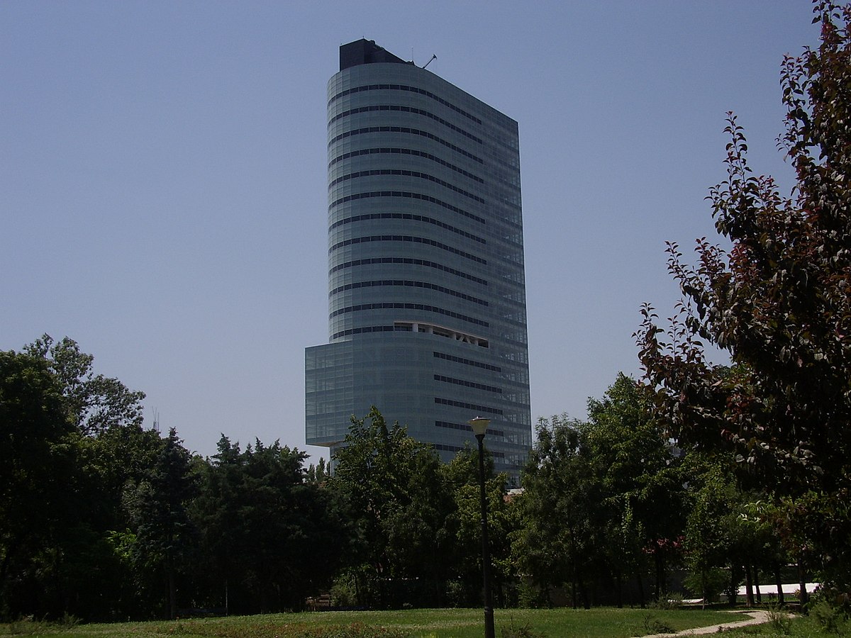 Top 10 cele mai înalte clădiri din București. Tower Center International