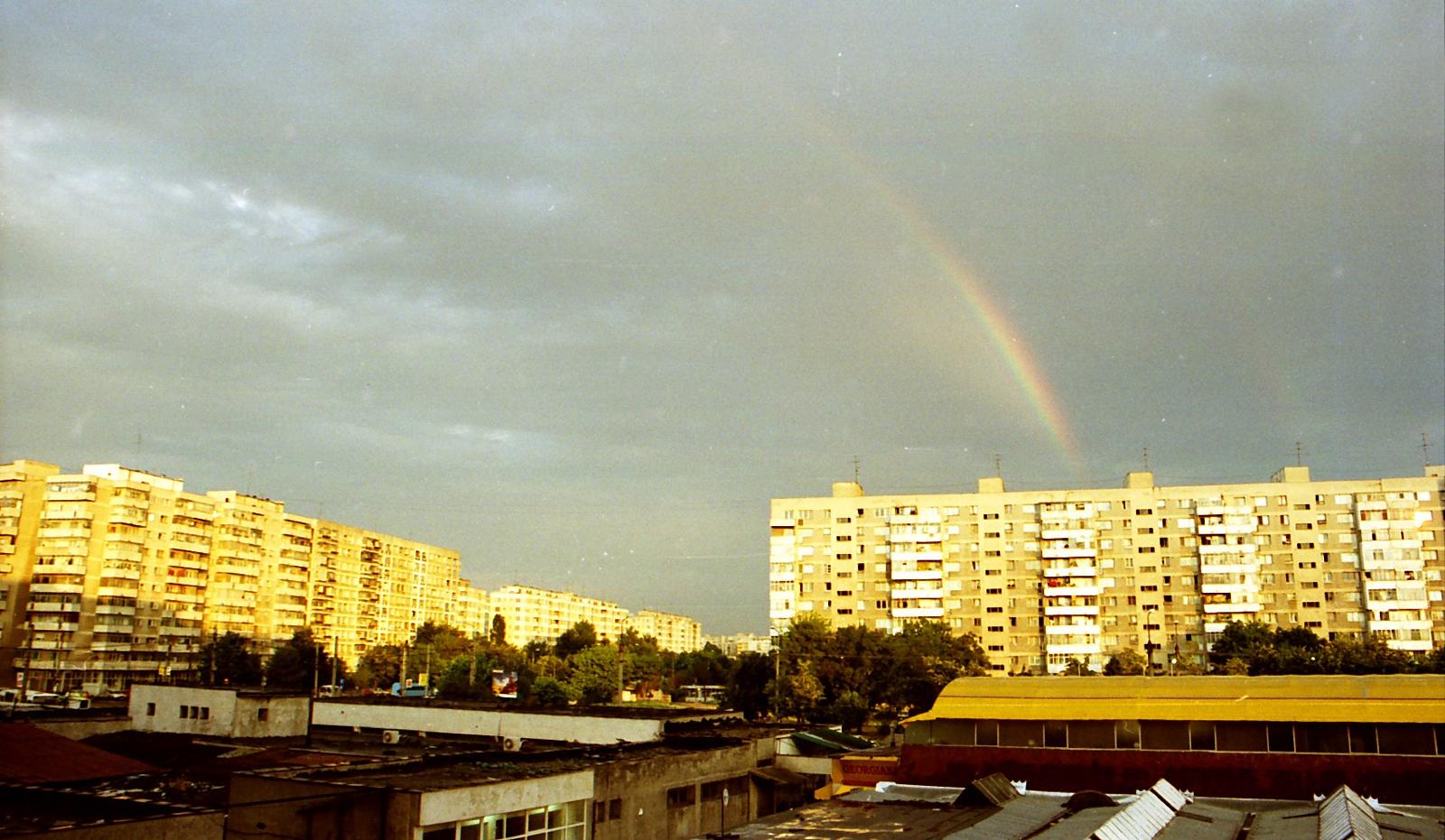 De la vatra boierilor Dudescu la blocurile comuniste - De ce poartă încă numele unui stalinist infam?