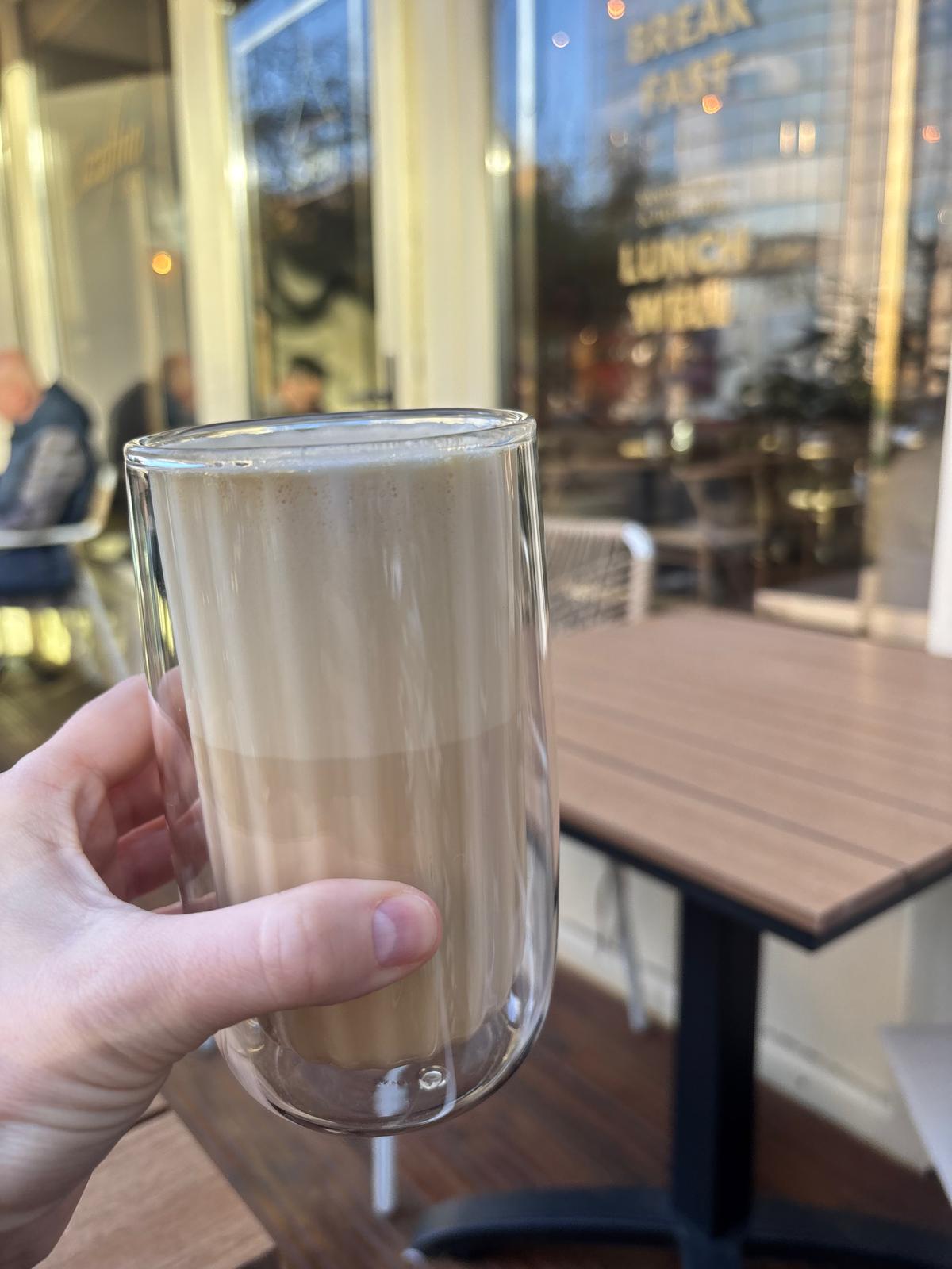 Absolut delicios: Gingerbread Latte la Cozofino, cu aromă intensă de turtă dulce