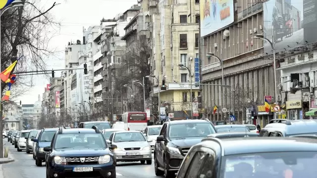 Shh, Bucureștiul vrea să doarmă. Mașinile și motocicletele gălăgioase vor avea „interzis” noaptea la șosea | Proiect PMB