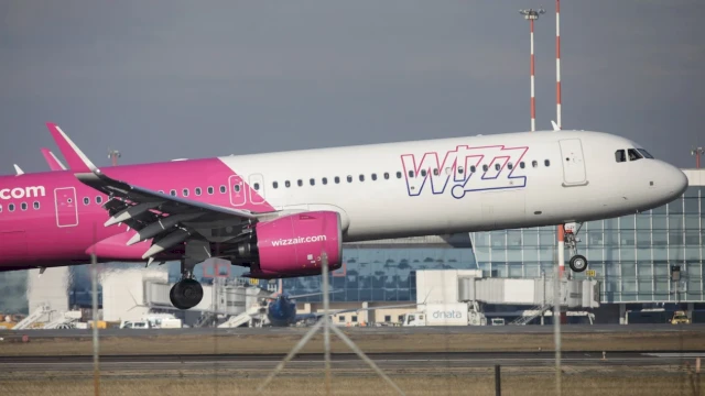 Mega show-ul aviatic BIAS aduce schimbări pe aeroportul Băneasa: Wizz Air mută zborurile pe Otopeni, între 26 august – 2 septembrie