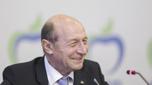 Dl. Băsescu cere oficial o locuință de protocol în București, după ce din precedenta a fost dat afară, dar s-a judecat și a câștigat. Ar urma să se mute pe strada Emile Zola