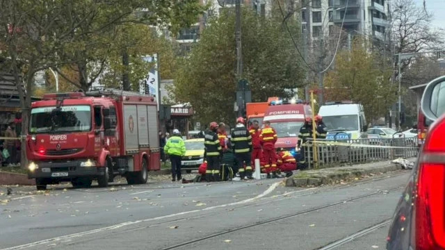 A murit femeia lovită de un cablu STB în intersecția Calea Dudești – Șoseaua Mihai Bravu. Ea se afla în stare gravă la Spitalul Pantelimon din București
