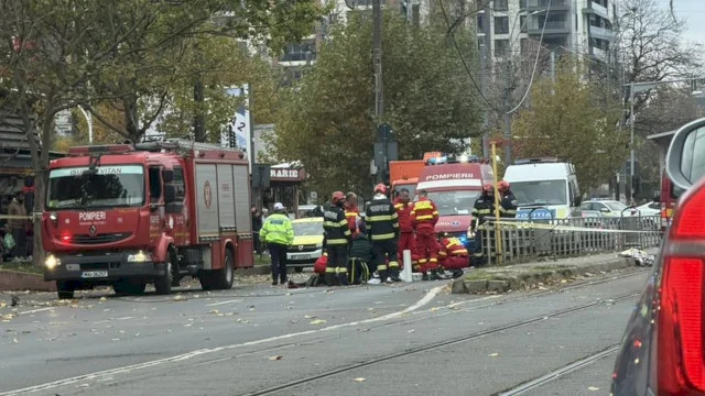 UPDATE | Tramvaiele 1, 10, 19, 23, 27 și 49, circulă  din nou. Au fost blocate câteva ore, după tragedia de la Dristor, unde un cablu STB rupt de un camion a lovit o femeie
