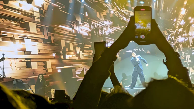 VIDEO | Ce a fost frumos, ce a fost dezastruos și ce a fost rușinos la concertul lui Ricky Martin de la Romexpo