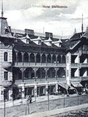 VIDEO | “Salutări de la băi!” Ții minte când plecam din București la stațiune, pentru cură termală? Călătorie într-un univers rupt de lume, cândva fermecător