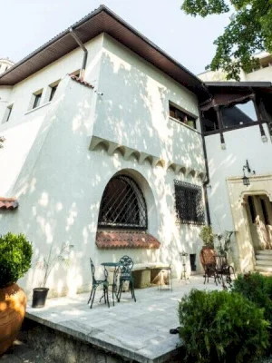 EXCLUSIV I Misterul seifului imposibil de deschis din Vila Gh. Tătărescu. Reședința din inima Bucureștiului a fostului premier poate fi vizitată pentru prima dată