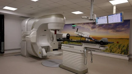 FOTO | Buncăr oncologic, construit la 9 metri sub la Spitalul Universitar București. E echipat pentru radioterapie și brahiterapie, are simulator CT și RMN și a costat 77 de milioane de lei