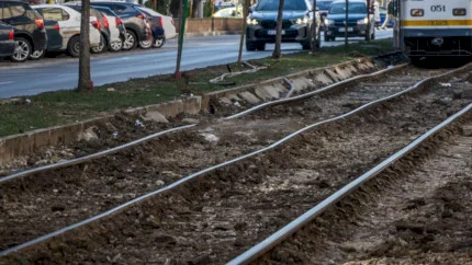 Întreținerea tramvaielor Imperio costă cu 60% mai mult în București față de alte orașe. Motivul: șinele sunt foarte degradate