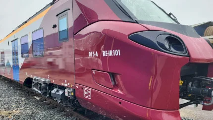 Trenurile Alstom Coradia Stream pleacă din Gara de Nord spre Brașov, Craiova și Constanța fără asigurare. CFR a lansat din nou licitație în SEAP