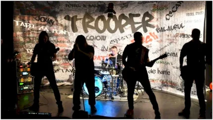 O deputată POT cere „urgent” interzicerea unui concert Trooper la București, de parcă s-ar despica Cerul și ar crăpa Pământul (bine, asta s-a-ntâmplat deja, de la ninsoare🤓)