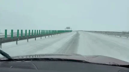 VIDEO | Imagini de pe A0, Autostrada Bucureștiului cea Înzăpezită, unde se circulă greu din cauza ninsorii. Cum e traficul pe A1, A2 și A3 și-n restul țării
